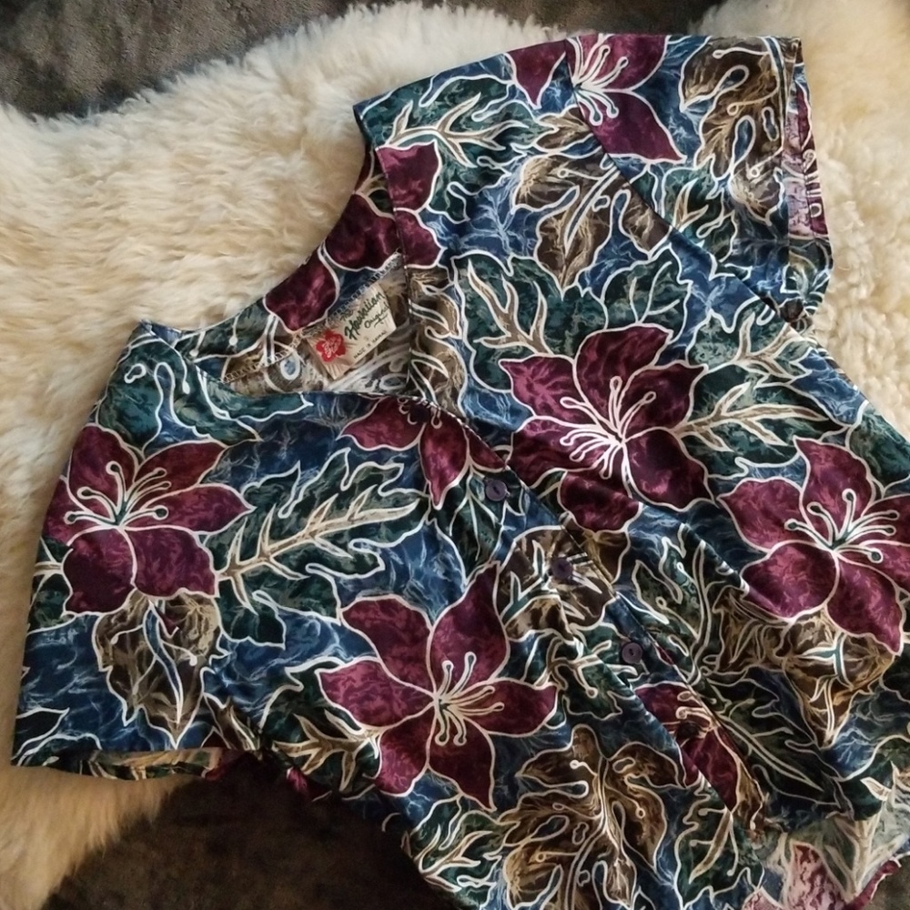 Hawaiian shirt